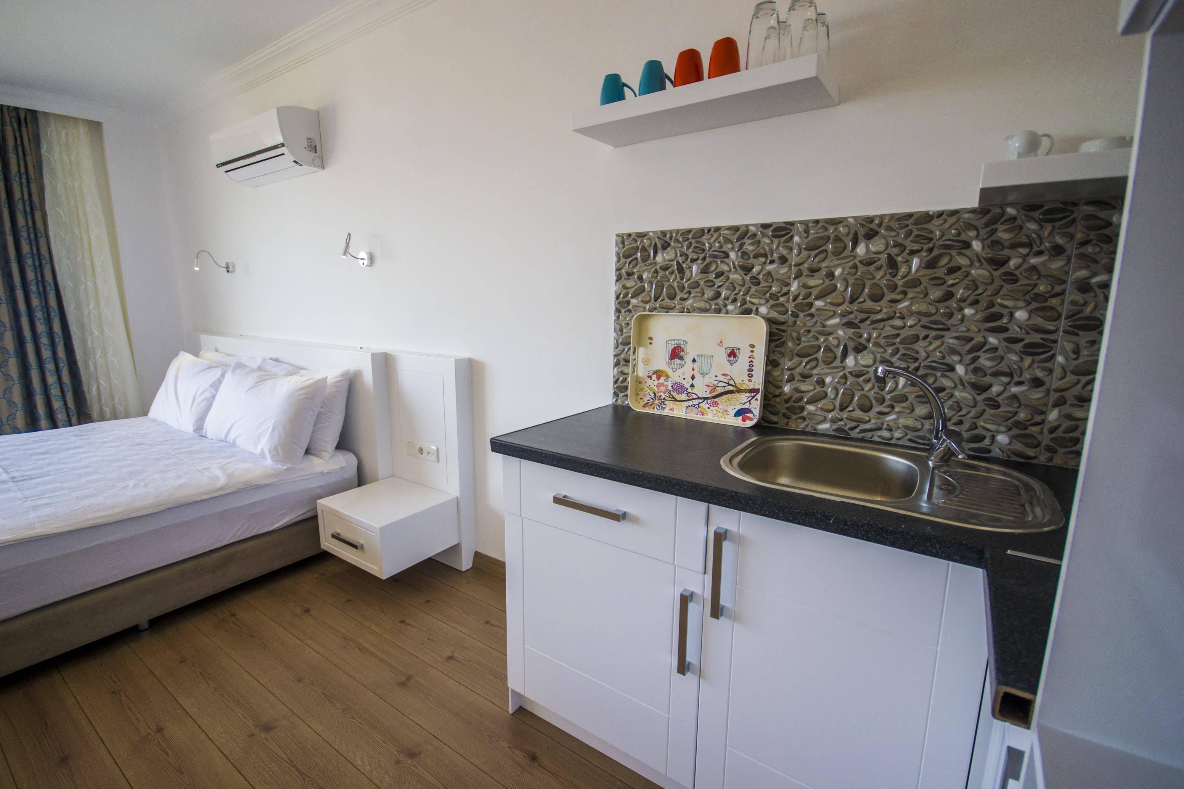 Kelebek Studio Apartments 칼칸 외부 사진